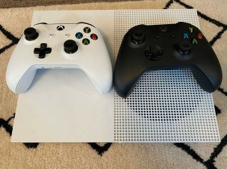 Microsoft Xbox One S 500gb White Console With Two Controllers - Rarely