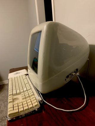 Vintage Apple iMac G3 White,  600 MHz,  256 MB Rare with Keyboard 3