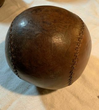 1800’s Brown Leather Medicine Ball 6 Kilos 8.  5” Diameter Rare Basketball Stitch