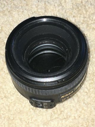 Nikon 50mm f/1.  4 G AF - S prime lens Rarely - 3