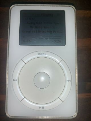 Apple iPod Classic 1st Generation Click Wheel 10GB M8541 - RARE VINTAGE - 2