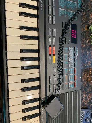 RARE Yamaha VSS - 200 Sampling Keyboard.  Great shape 2