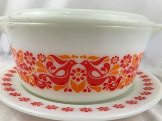 Rare Vintage Pyrex Penn Dutch Friendship Casserole Dish with Lid and Underplate 2