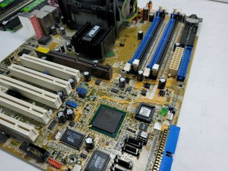 Asus p4c800 - e Motherboard w/ RAM & CPU/Heat sink & I/O rare 3