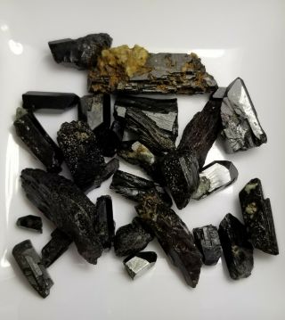 Rare: Neptunite Crystals From The Benitoite Gem Mine