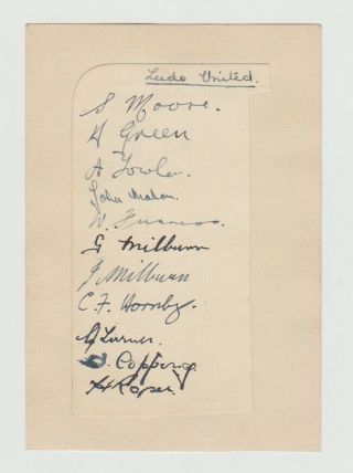 Leeds United 1933 - 1934 Very Rare Hand Signed Book Page 11 X Signatures
