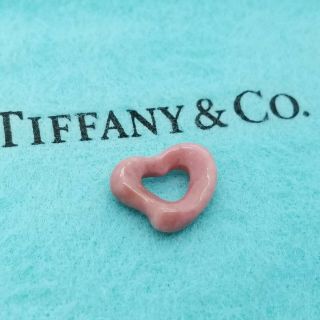 Rare Tiffany & Co.  Elsa Peretti Pink Rhodonite Carved Small Open Heart Pendant