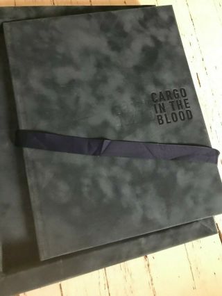 Nine Inch Nails Nin Rare Book W/russell Mills – Cargo In The Blood No.  30/2000