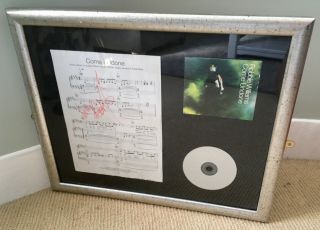 Rare Robbie Williams ‘come Undone’ Signed Sheet Music & Cd Wonderfully Framed.