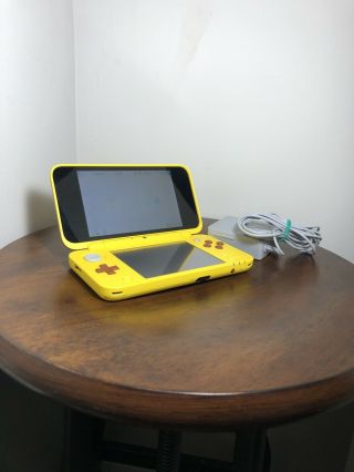 Nintendo 2ds Xl Pikachu Limited Edition Rare Fast