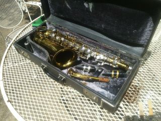 CLEVELAND KING H.  N.  WHITE Alto Sax Saxophone.  1960 ' s.  Rare Case & Neck 2