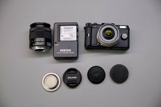 Rare Pentax Q,  2 Lens 8.  5 Mm And 5 - 15 Mm Mirrorless