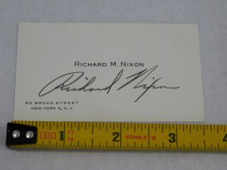 RARE 1960 ' S PRESIDENT RICHARD NIXON AUTOGRAPHED SIGNED BUSINESS CARD 2