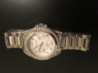 Michael Kors Mk5612 Wrist Watch For Women
