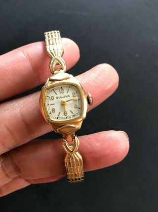 Vintage Bulova 10k Rolled Gold Plate Ladies Wind Up Watch Stretch Bracelet