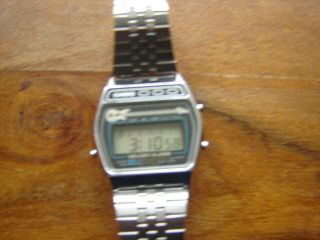 Vintage Casio Digital Melody Alarm Watch 82 - M - 321