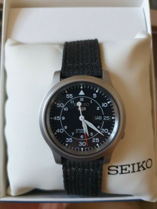 Seiko Snk809 5 Automatic Analogue 37mm Watch For Men - Black/stainless Steel