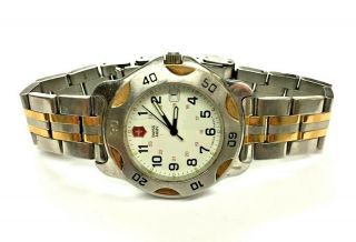 Swiss Army Two - Tone Stainless Steel Wr 330 - Feet White Dial Men 