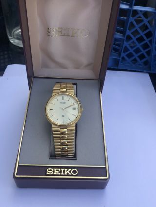 Boxed Seiko Mens Quartz Watch With Date 5y22 - 8010 A0