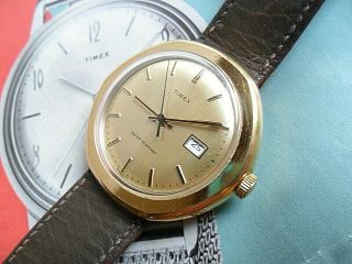 Very Vintage Men ' s 1977 Timex Water Resistant Mechanical Gold Tone Watch 3