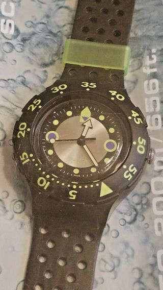 Vintage Swatch Scuba 200 Watch 2