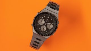Vintage Seiko 7a28 - 7039 Quartz Chronograph Wristwatch With Bracelet