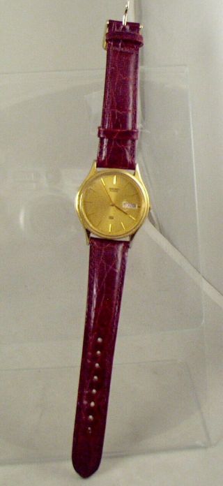 Seiko D/date Vintage Mens Dress Watch 5y23 - 7079 A4 Orig Leather Band Gold Face