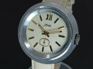 Pobeda (Zim) mechanical 15 jewels Soviet Russian vintage large mens watch 2