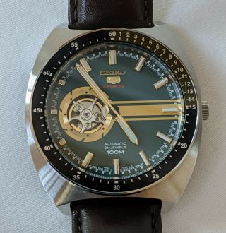 Seiko 4r38 - 01k0 Ssa333 Pogue Reissue Green Dial Automatic Watch