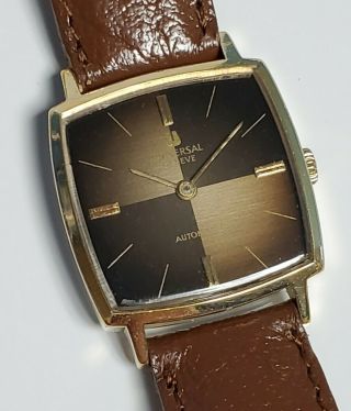 Vintage Universal Geneve Automatic Watch