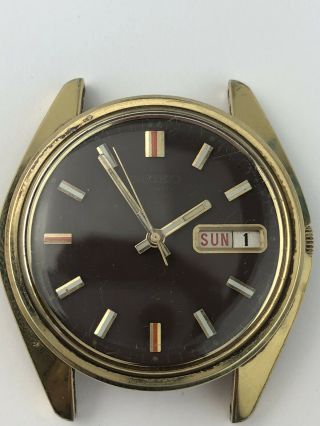 Mens Vintage Seiko Automatic 17 Jewels Wristwatch w/Day & Date 7006 - 8007 3