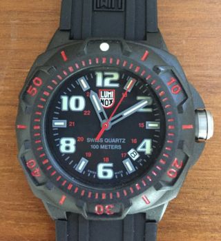 Luminox Sentry Series Black/red Dial Swiss Quartz 100m Water Resistant Watch