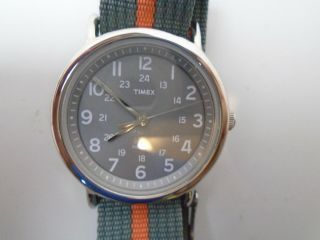 Timex Weekender Watch Unisex Gray Orange Stripe Nylon Band Indiglo T2n649