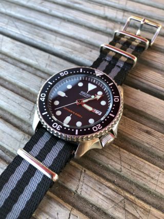 Seiko Skx007 Diver Watch With Nato Strap & Stainless Steel Band