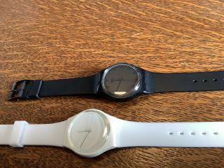 Swatch White Out & Blackout Gent 34mm Sharp