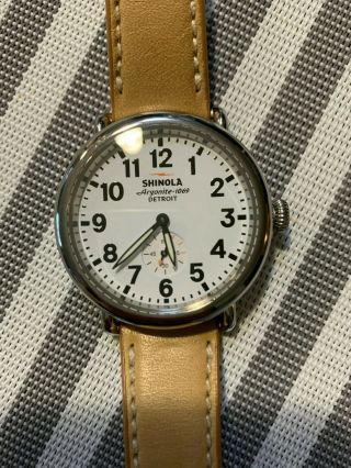 Shinola The Runwell 41mm - White Dial - Pre - Owned - Authentic Strap 2