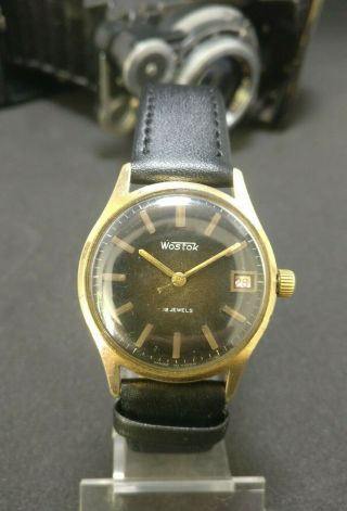 VOSTOK USSR Dress Watch Mechanical Men ' s Wristwatch 2214 Vintage Soviet USSR AU 2