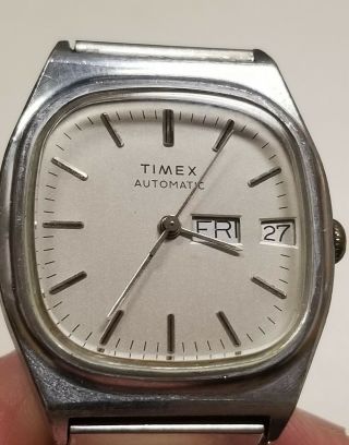 Vintage 1970s Timex Automatic Day/date Water Resistant Men 