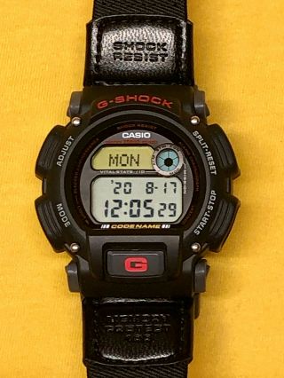 Casio G - Shock Code Name Watch Dw8800 1444 Rare Vintage Collectible &