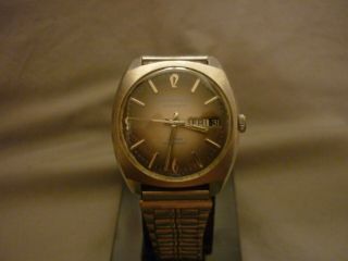 Vintage 1973 Caravelle (bulova) Automatic All S.  S.  Watch