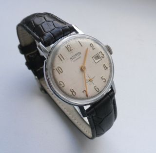 Vostok 2605 Vintage Soviet Wrist Mechanical Watch Chchz 1960s