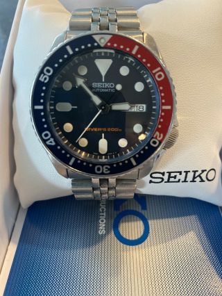 Seiko Skx009k2 Crystal Times Sapphire Crystal Wrist Watch For Men