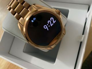 Unisex Michael Kors Rose Gold Smart Watch Bradshaw Style Mkt5004