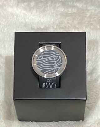 Sony Fes - Wa1/s Fes Quartz Watch U Design Is Changed Silver Made In Japan