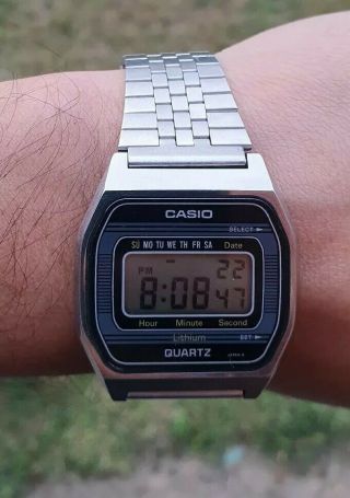 Vintage Casio B815 155 Japan Year 1980.  Rare vintage casio digital retro watch 3