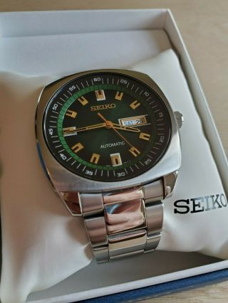 Seiko Recraft Snkm97 Automatic Green W/ Silver Case And Bracelet