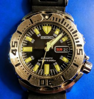 Seiko Black Monster 200m Dive Watch Automatic Day Date 1st Generation 7s26 Mvmt.