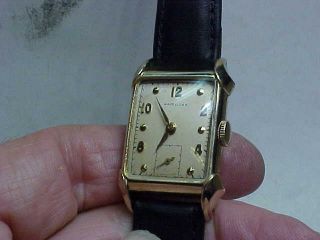 Vintage Hamilton Mans Wristwatch (milton) Model 982 19j Movt.  Watch R