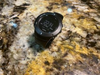 Suunto Core Ultimate Black - The Outdoor Watch - Altimeter Compass - Ss021371000