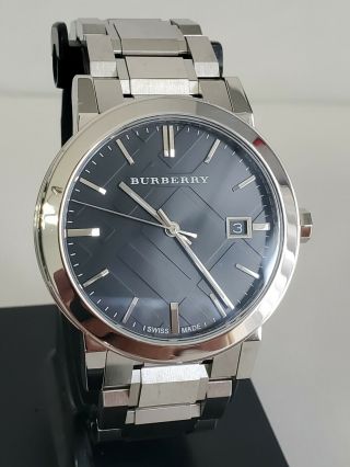 Burberry The City Bu9001 Unisex Watch Swiss Made.  Sapphire Crystal 38mm.